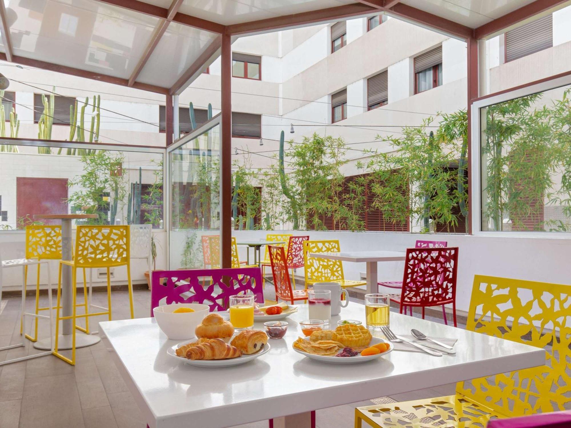 Novotel Suites Perpignan Centre Exterior foto